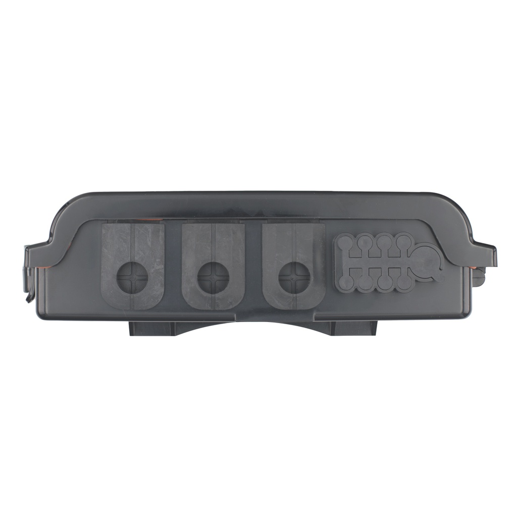 Fiber Access Terminal (BTFAT0411B) Black color,  loaded with , 8 X SC/APC - SC/APC - Simplex Adapters , 1 X 1:8 Spliters