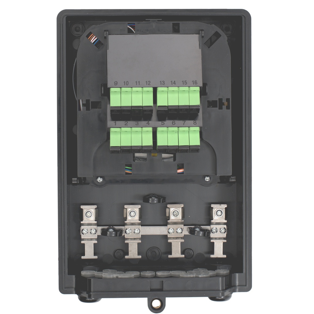 Terminal de Acceso de Fibra (BTFAT0911B) color negro, cargado con 16 adaptadores SC/APC - SC/APC - Simplex y 1 splitter 1:16.